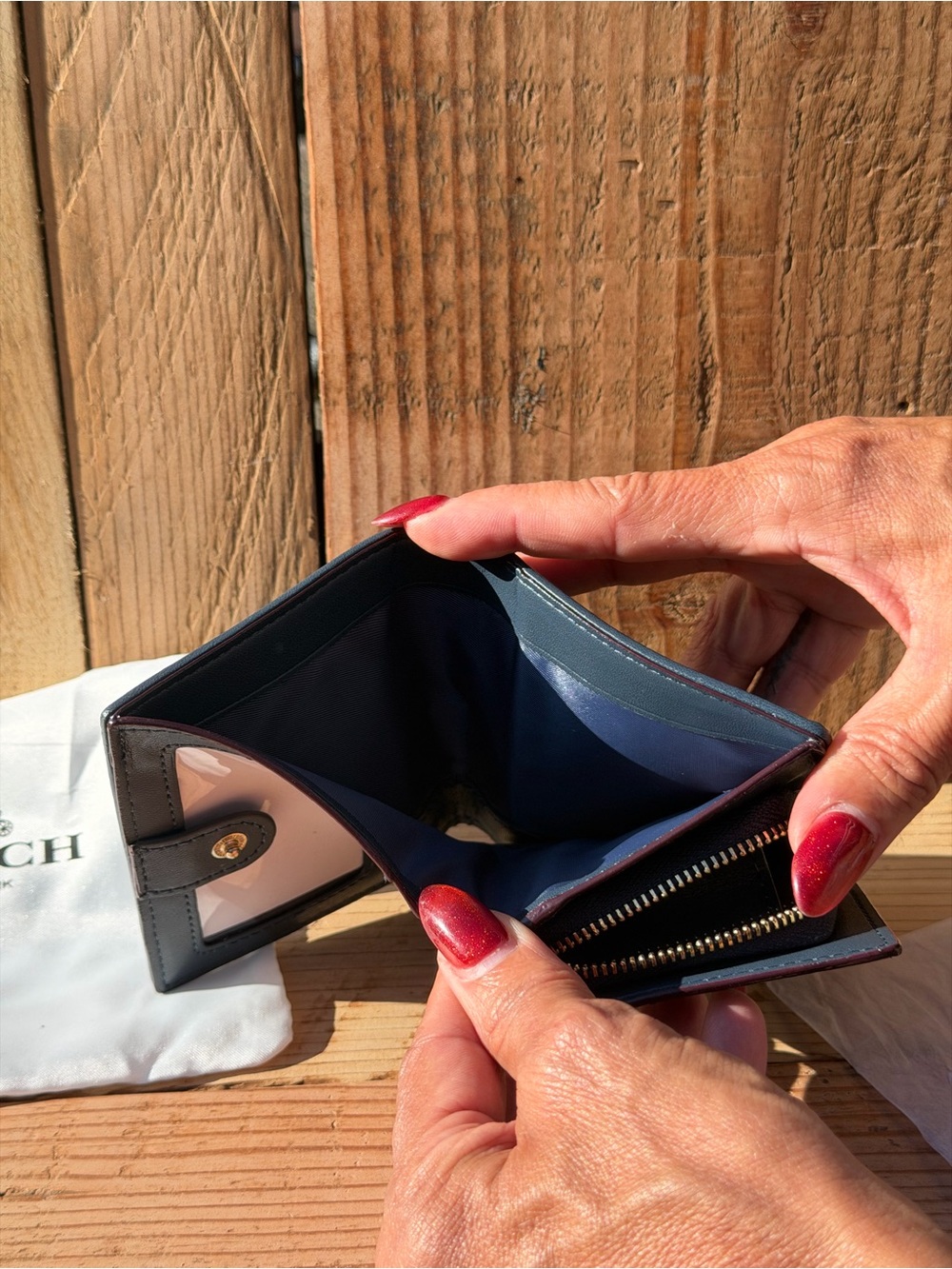 Coach Snap Wallet in Signature Denim👖🍒 - Picture 3 of 7